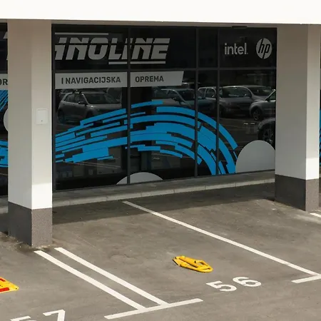 Family & Friends 아파트 *